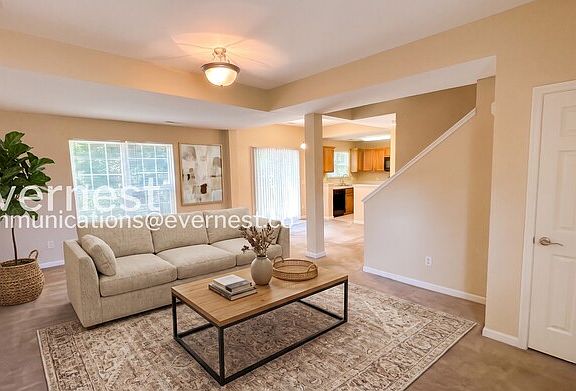 2nd image of 7136 Arbor Leaf Ln