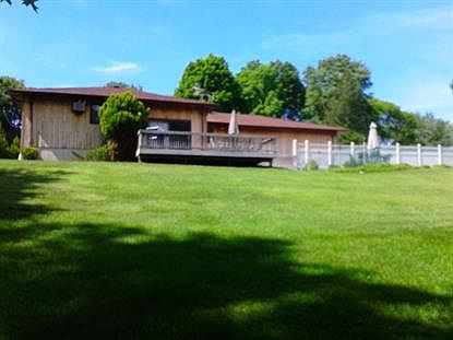 3rd image of 23 Ridge Rd