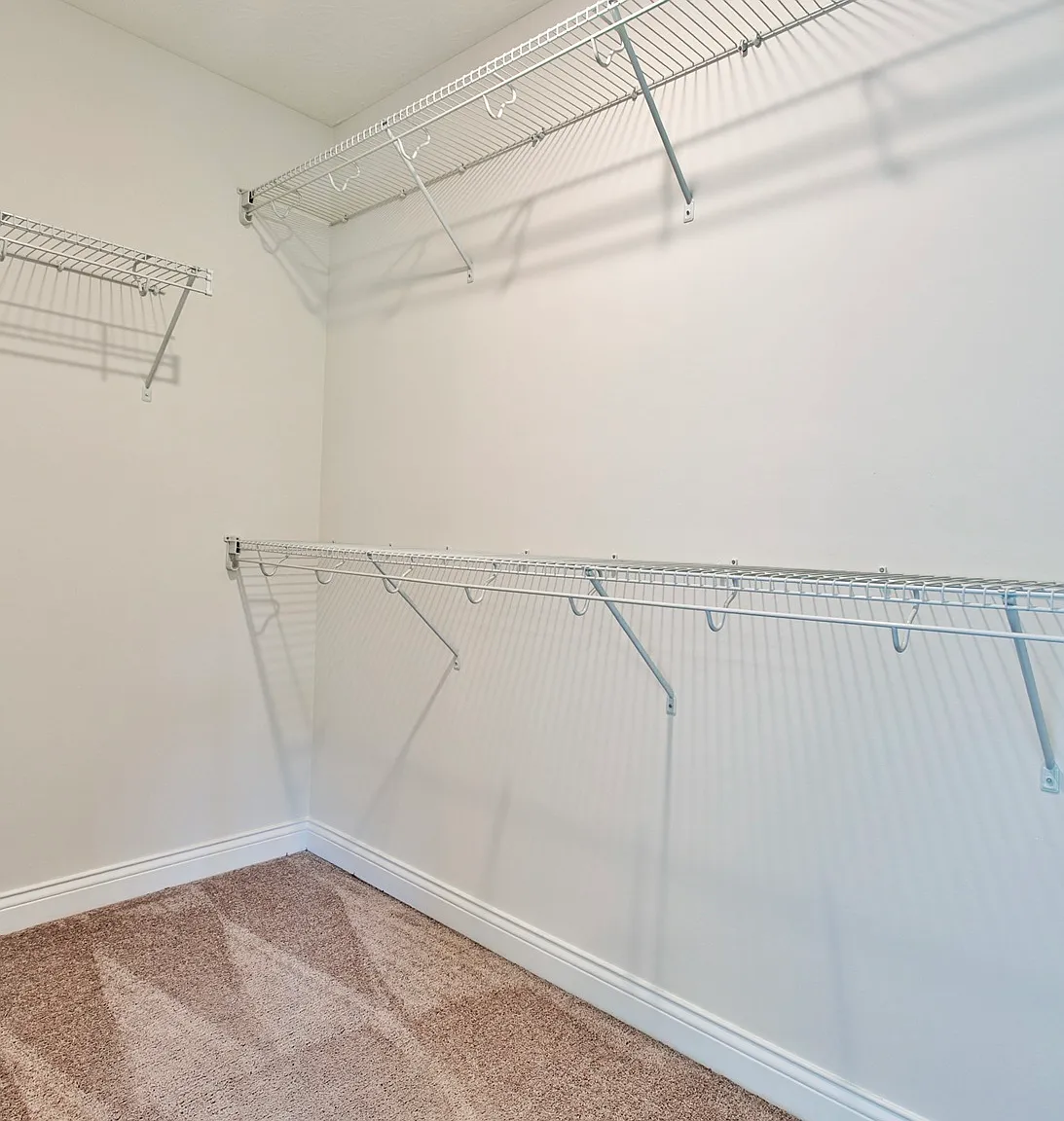 150 Choctaw Drive - - — Photo 3