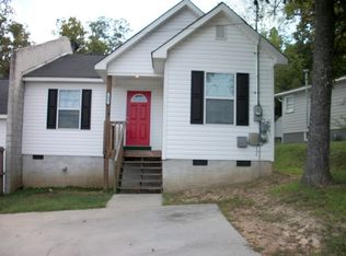 1087 Helton St, Dalton, GA 30720