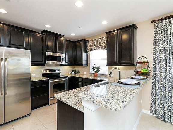 2nd image of 2105 Leather Fern Dr