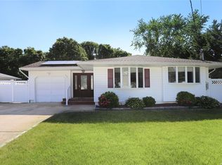 11 Campo Ave, Selden, NY 11784