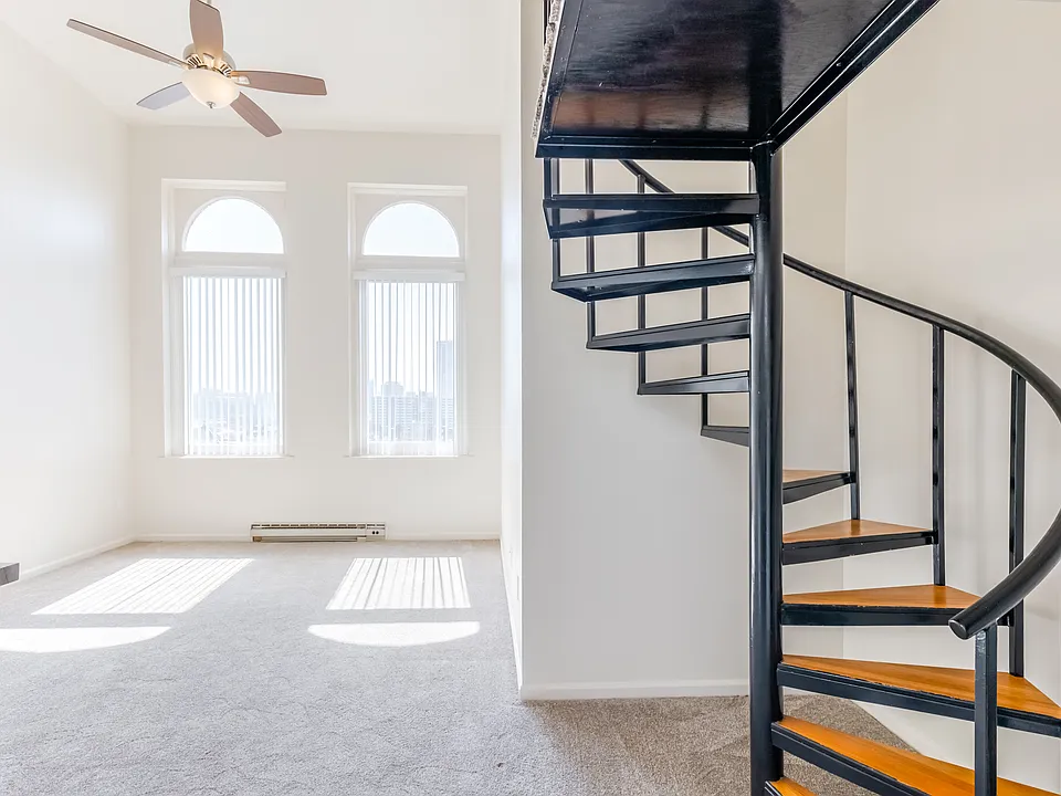 Apt. #420 1 bed 1 bath den