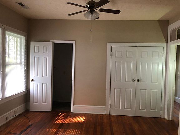 4th image of 1003 Peachtree St