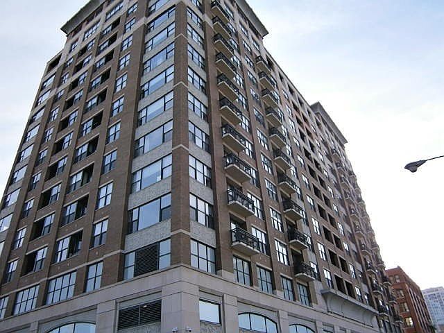 1st image of 849 N Franklin St Unit 924