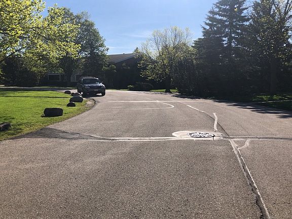 4th image of 141 Linden Ln