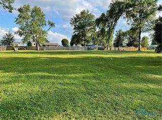 5930 Bryan Rd, Oregon, OH 43616