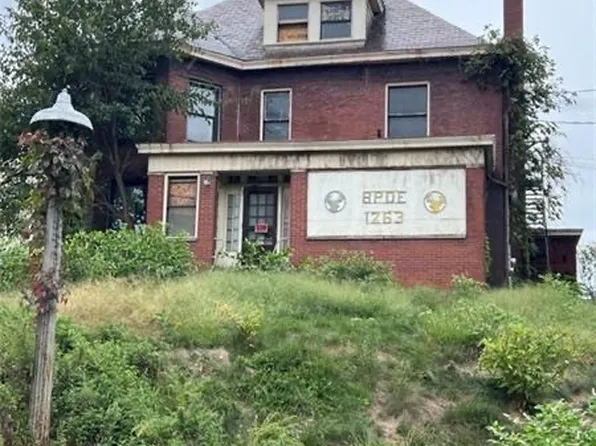 828 Thompson Ave, Mc Kees Rocks, PA 15136