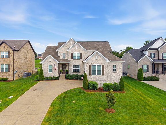2nd image of 269 Crooked Creek Ln