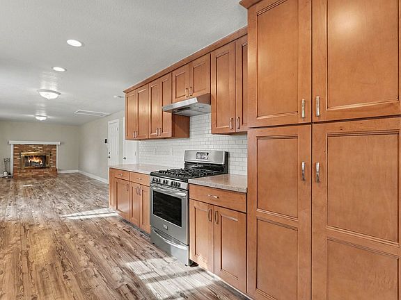 4th image of 5660 W 111th Ave