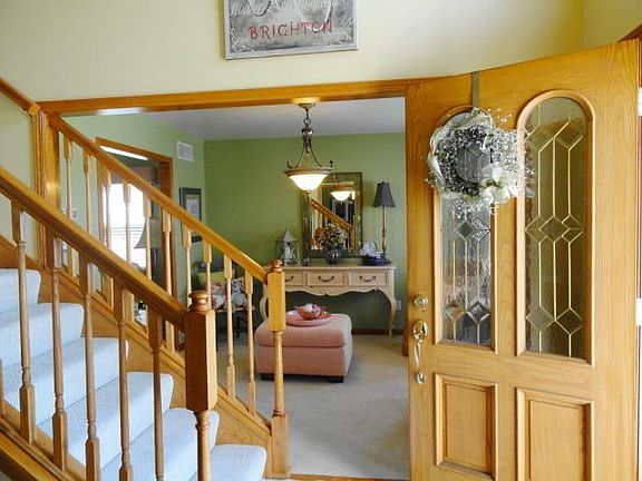 5th image of 2012 Joy Ln