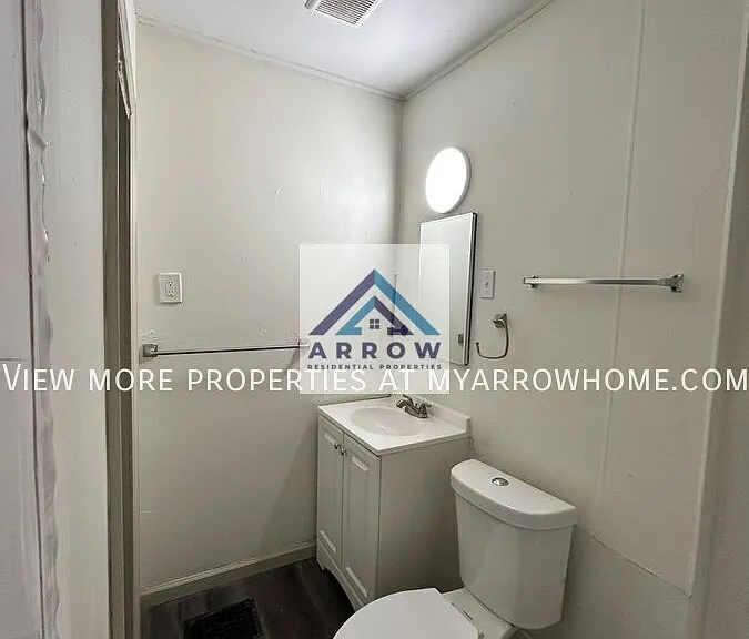 6234 Hancock Ave — Photo 2