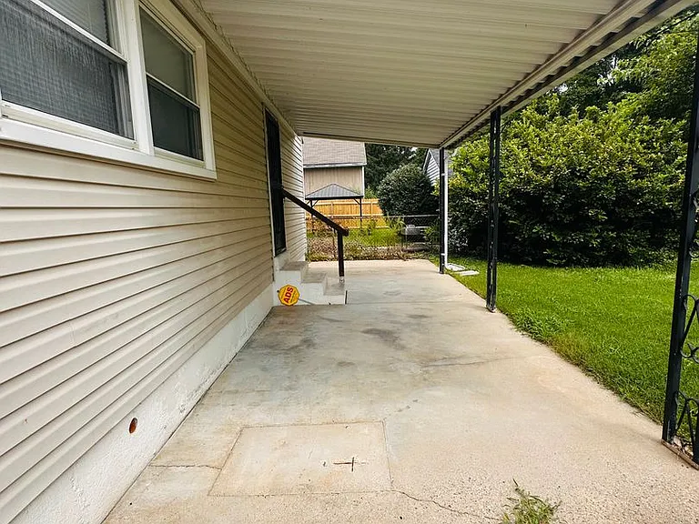 3028 University Rd — Photo 15