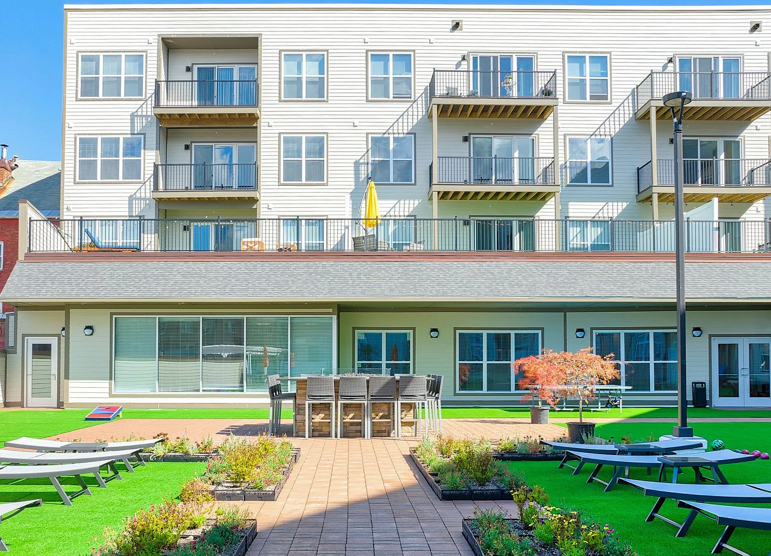 Electric City Apartments — Photo 1