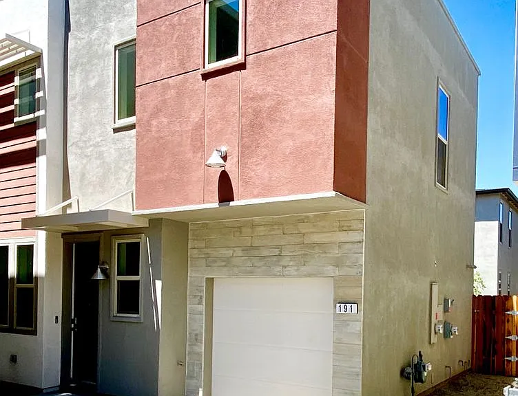 191 Log Pond Ln — Photo 1