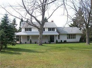 9610 Sandrock Rd, Eden, NY 14057