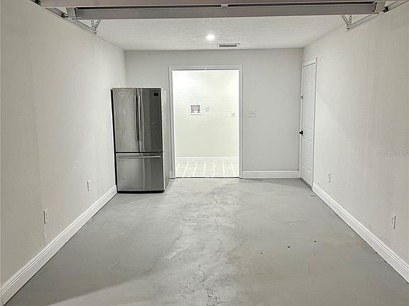 2nd image of 2877A Edenwood St