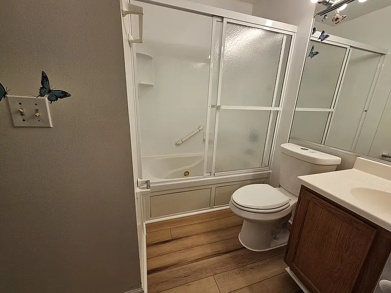 1132 Courtland Dr — Photo 15