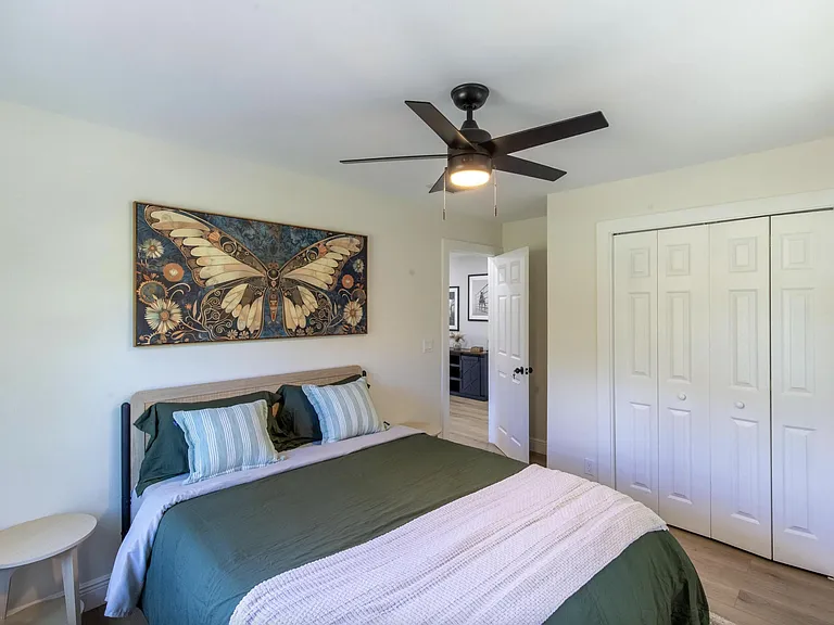 16932 W Aintree Dr — Photo 16