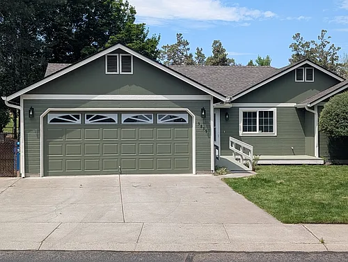 3835 SW Ben Hogan Dr Photo 1