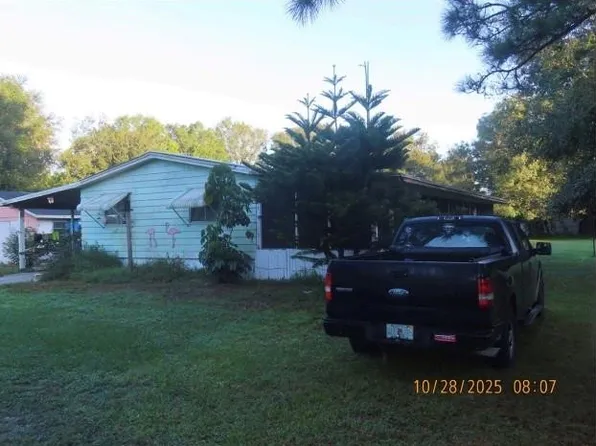 5889 NE 2nd St, Okeechobee, FL 34974