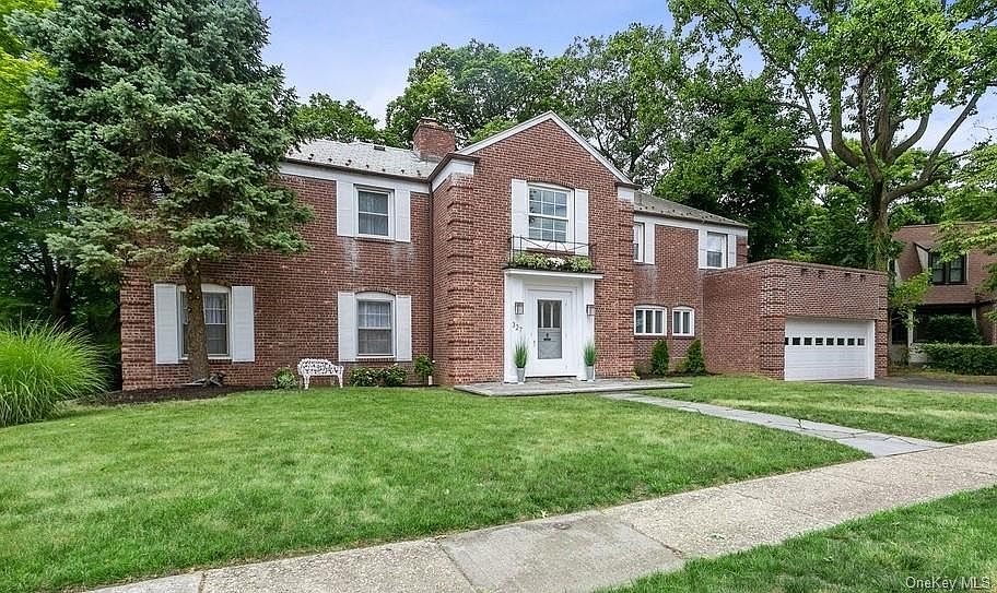 327 AKA 323 Lee Avenue, Yonkers, NY 10705 Zillow