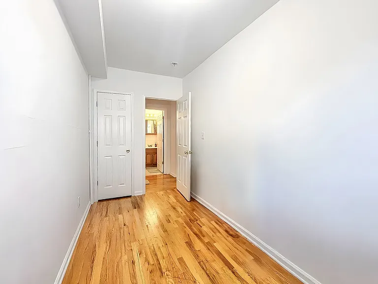 228 Brunswick St #2 — Photo 14