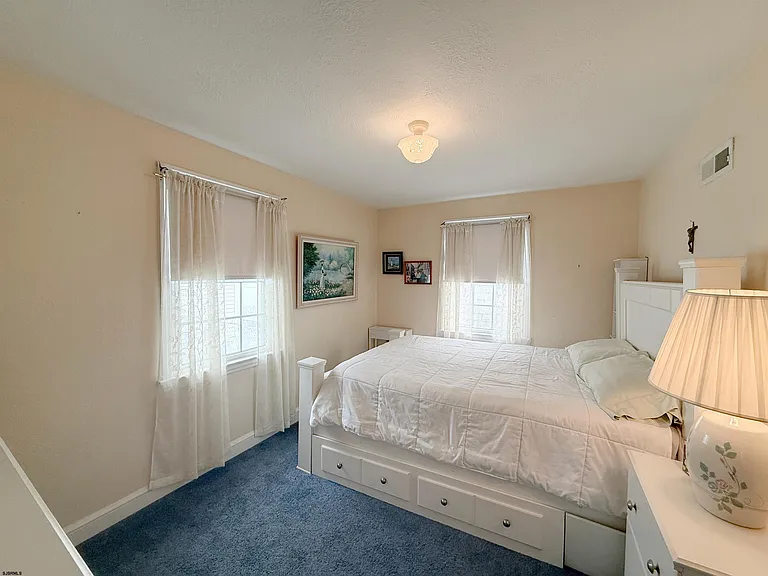 223 N Wyoming Ave #2027 — Photo 16