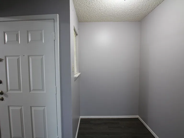 Heritage West Apartments — Photo 45
