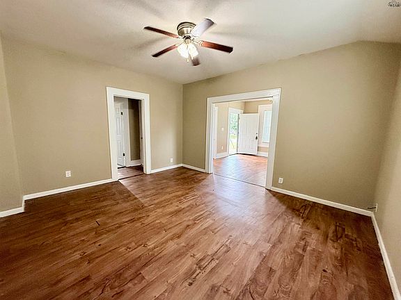 5th image of 2142 Avenue F