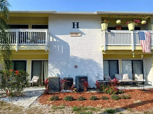 455 Alt 19 S APT 121, Palm Harbor, FL 34683
