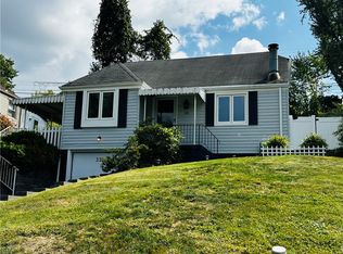 332 Delano Dr, Pittsburgh, PA