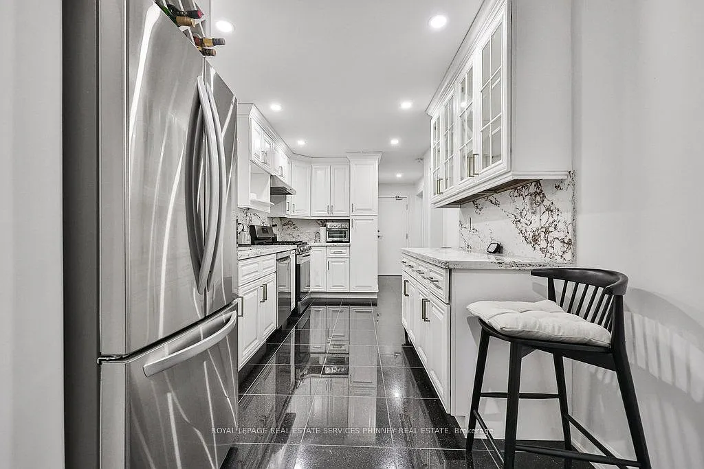 2 bed, $3,400 — Photo 3