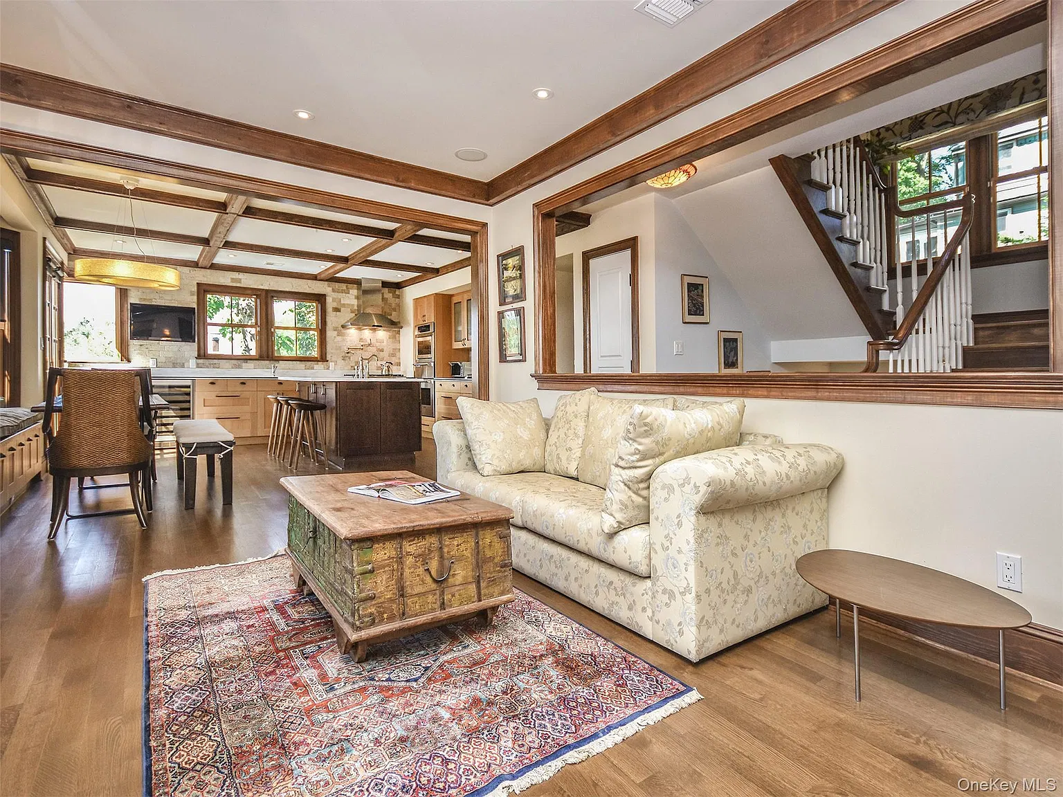4 bed, 5.0 bath, 1961 sqft, $9,000 — Photo 4