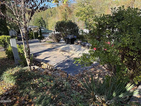5th image of 4229 E Pkwy #076-lot 76