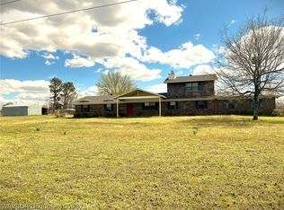 476344 E 1090 Rd, Roland, OK 74954