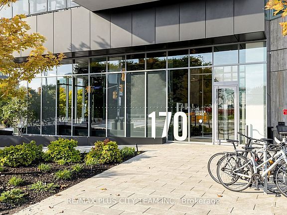 4th image of 170 Bayview Ave #301