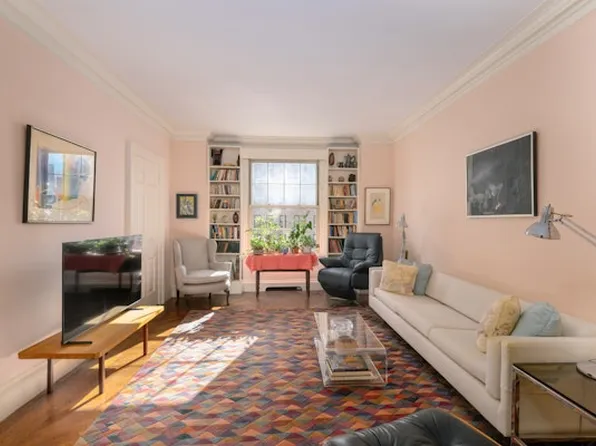 1220 Park Avenue image 5 of 10