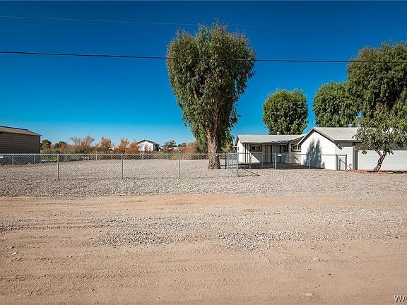 2nd image of 1340 E Levee Drive
