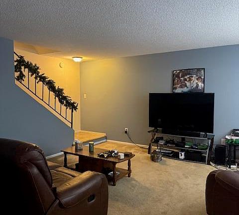 4th image of 1015 N 39th St #A-2