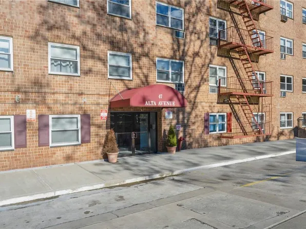 47 Alta Avenue #3E, Yonkers, NY 10705