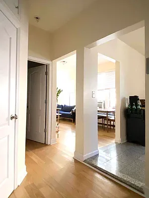 Rented by Compass | media 7