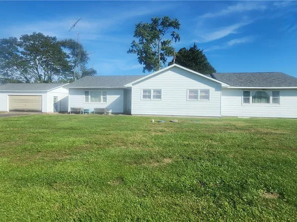 14889 E 2200 North Rd, Danville, IL 61834