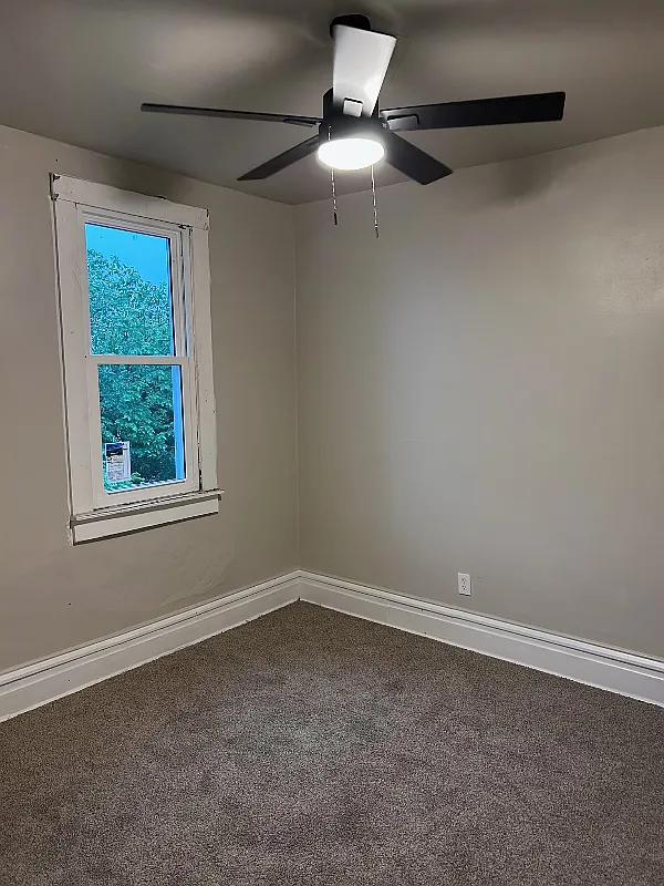 3 bed, 1.5 bath, 1152 sqft, $1,850 — Photo 4