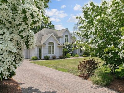 37 Daniel T Church Rd, Tiverton, RI, 02878