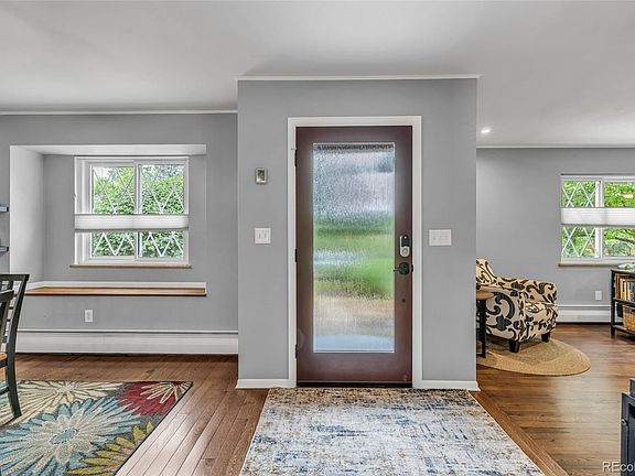 3rd image of 105 S Brentwood Street