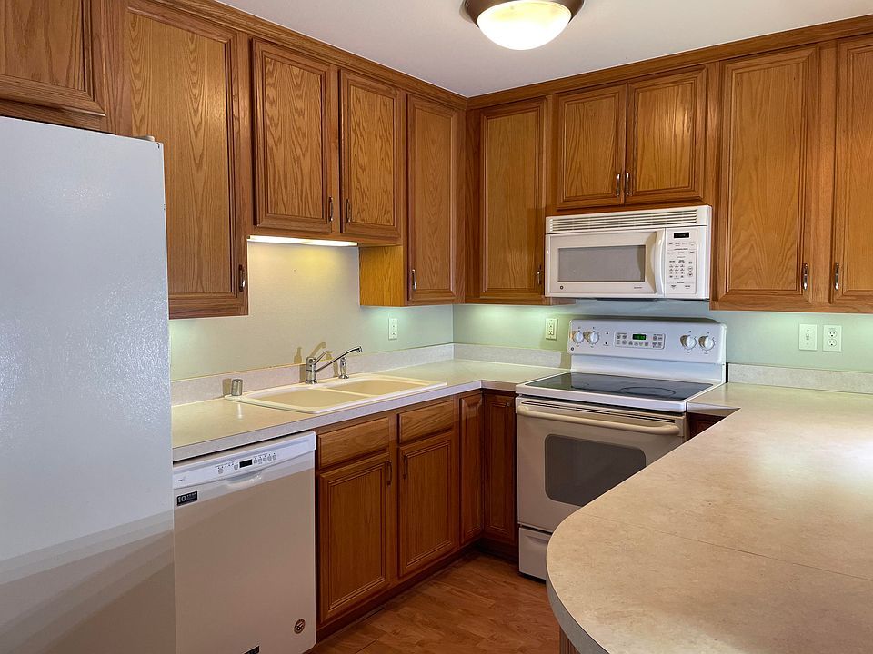 1st image of 1008 N Milwaukee St #224