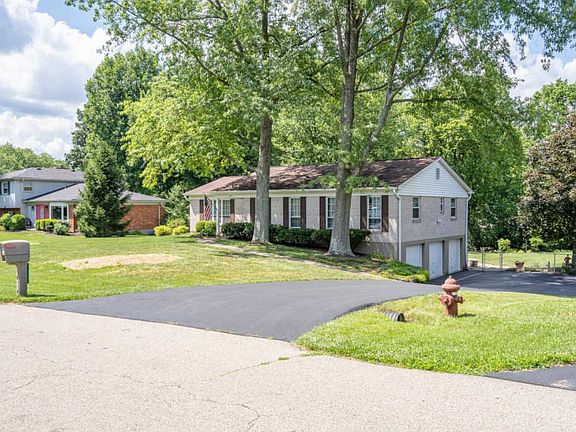 2nd image of 1058 Marcie Ln