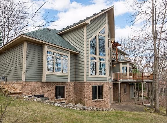 2nd image of 12440 Golden Oaks Dr