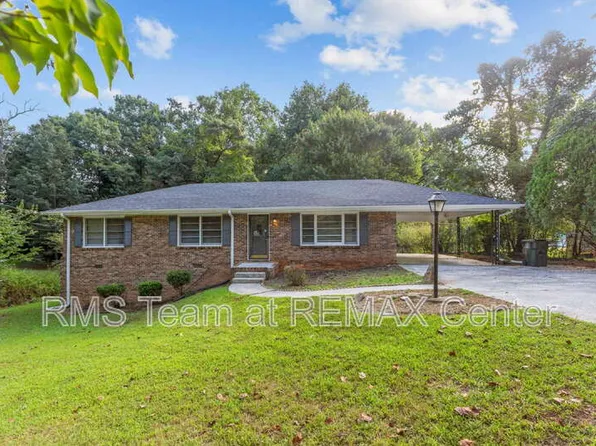 1834 Dogwood Ct, Snellville, GA